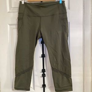 Victoria’s Secret Sport Crop High Waisted Legging